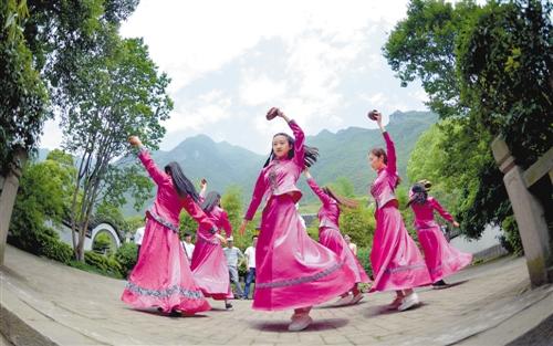 大眾旅游紅火 “五一”假期出游人數(shù)、旅游收入走高